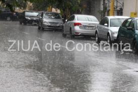 Constanţa sub Cod Galben de ploi. Ce recomandă ISU Dobrogea să facem în caz de furtună 