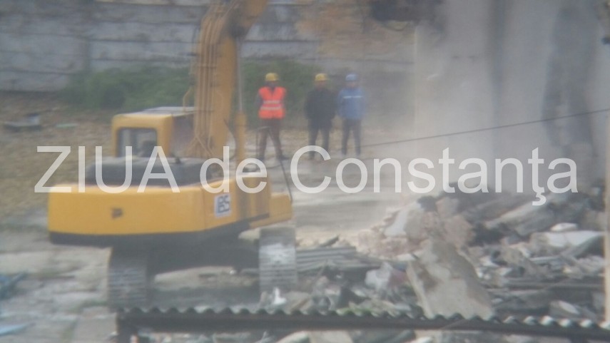 a inceput demolarea fabricii de paine nr 2 de la icil detinuta de societatea dobrogea 614277