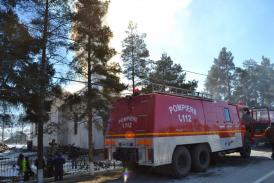 Biserică în flăcări la Sibiciul de Jos