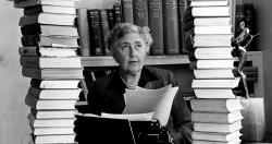Agatha Christie şi blestemul intrigilor poliţiste