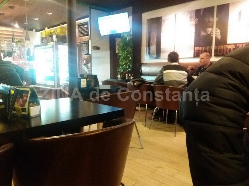 cafeneaua filicori din portul turistic tomis un local cochet si amenajat cu mult bun gust galerie foto