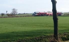 Mai multe persoane rănite în urma coliziunii dintre un tren și un camion în nordul țării