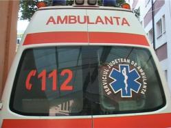Un angajat de la Ambulanţă ameninţă că se sinucide