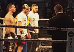 Luptătorul Adrian Roşca, din Constanţa, a pierdut meciul cu Alexandru Irimia, de la gala Colosseum