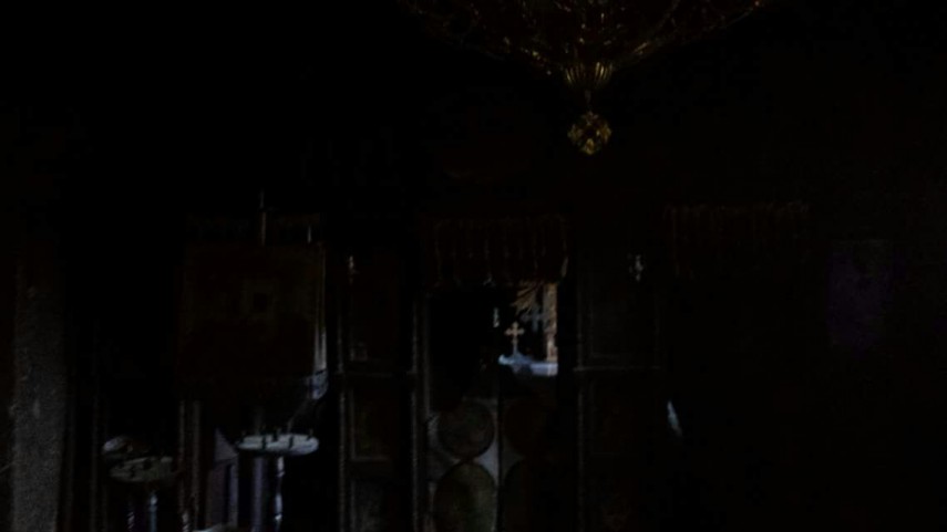 cum arata biserica rupestra din alunis devastata de incendiu galerie foto 616722