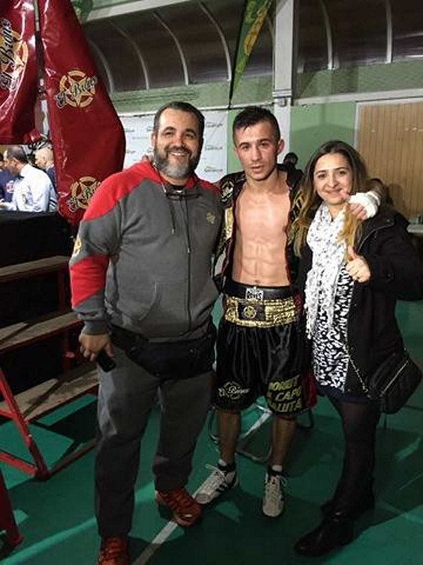 ionut el capo baluta l a invins si pe luis espinosa sper sa te bati cat mai curand pentru o centura fulgere