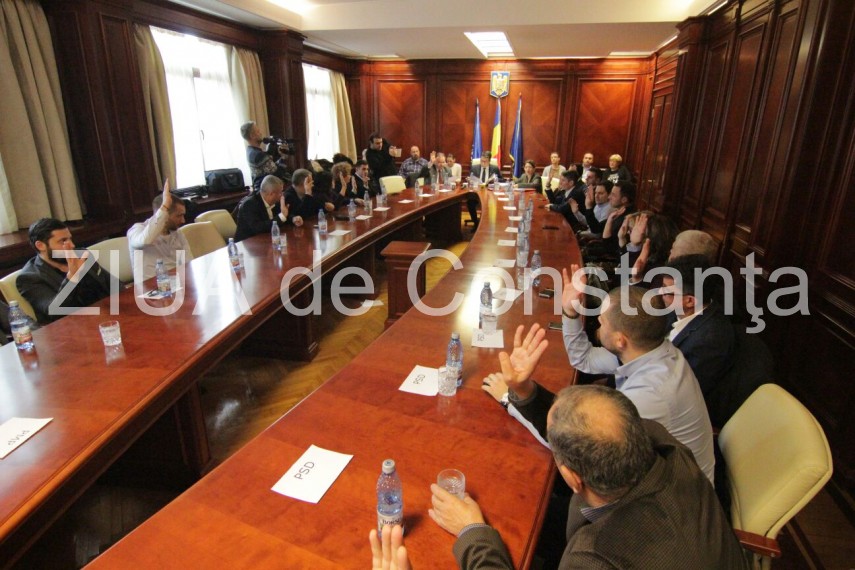 incepe sedinta extraordinara la consiliul local constanta 617599