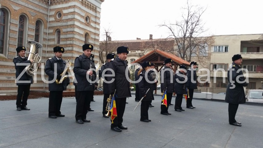 exclusiv fanfara fortelor navale ii canta lui ips teodosie cu prilejul aniversarii sale galerie foto