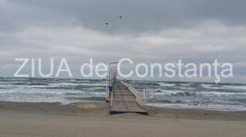 Fotoreportaj. Spectacolul mării în prag de iarnă (galerie foto+video)   