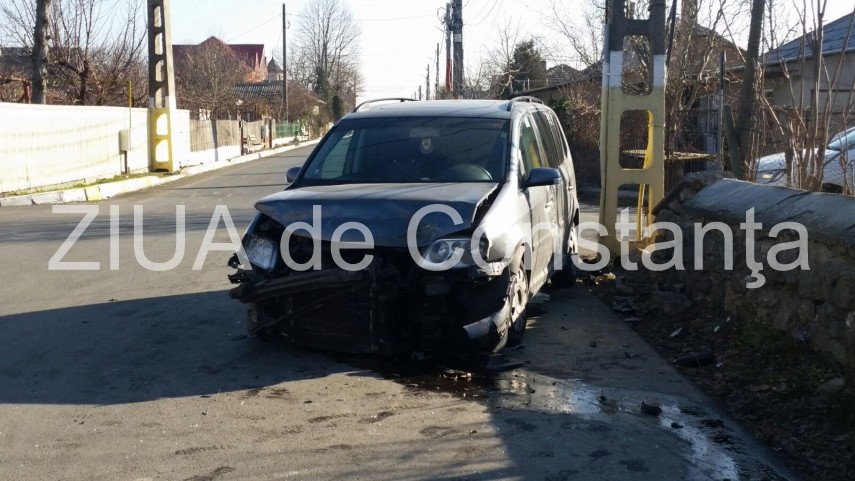 accident in valea seaca doi adulti si trei copii raniti 618177