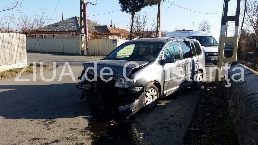 accident in valea seaca doi adulti si trei copii raniti 618177