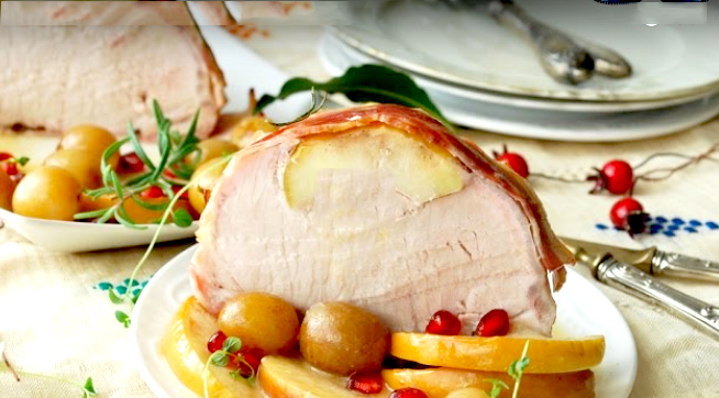 Invite Additive Schedule Rețete pentru Crăciun:Cotlet de porc cu mere si bacon la cuptor (video)