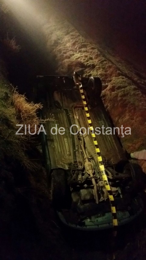 fotoreportaj accidentul mortal intre horia si hanul morilor in imagini o masina s a rasturnat intr un