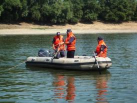 Bărbat dispărut dintr-o barcă în județul Tulcea! Pompierii au început căutările!