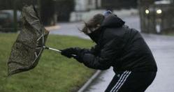 UPDATE Mai multe județe au intrat în avertizare Codul portocaliu de vânt puternic a fost extins! 