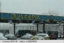 Cel puțin 20 de ofițeri vamali, arestați