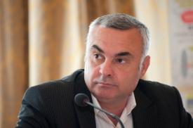 Apicultorii ar putea protesta în stradă dacă nu primesc ajutorul de minimis pentru 2016