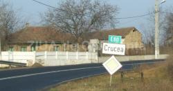 Investiţii în reţele de apă şi drumuri, la Crucea