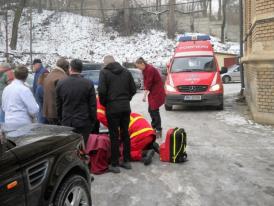 Seful IML Cluj, în comă după ce a alunecat pe gheață