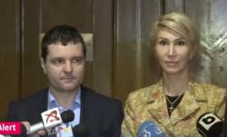 „Guvernul Grindeanu - Guvernul sfidării naționale” USR și PNL merg să înregistreze moțiunea de cenzură