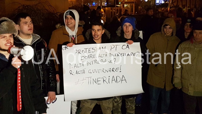 constantenii se strang din nou la prefectura 622455