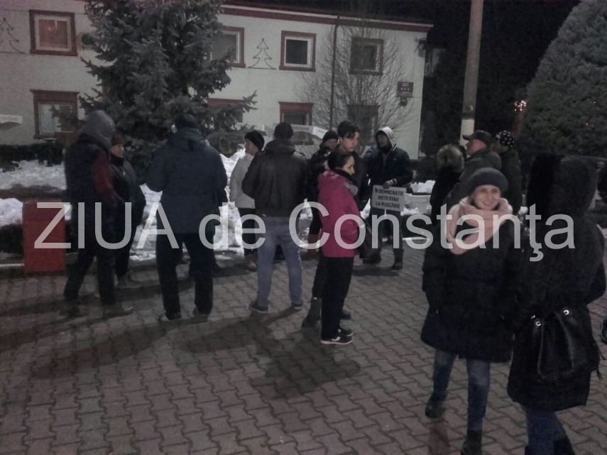 constantenii se strang din nou la prefectura 622455