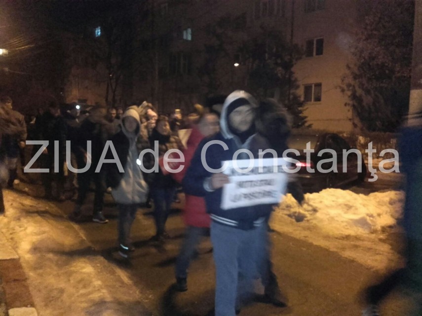 constantenii se strang din nou la prefectura 622455
