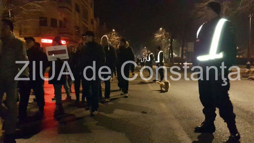 constantenii se strang din nou la prefectura 622455