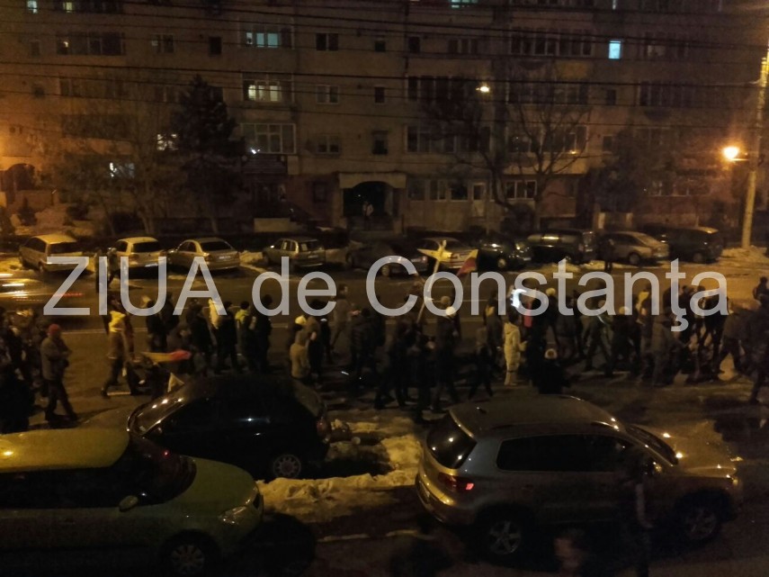 constantenii se strang din nou la prefectura 622455