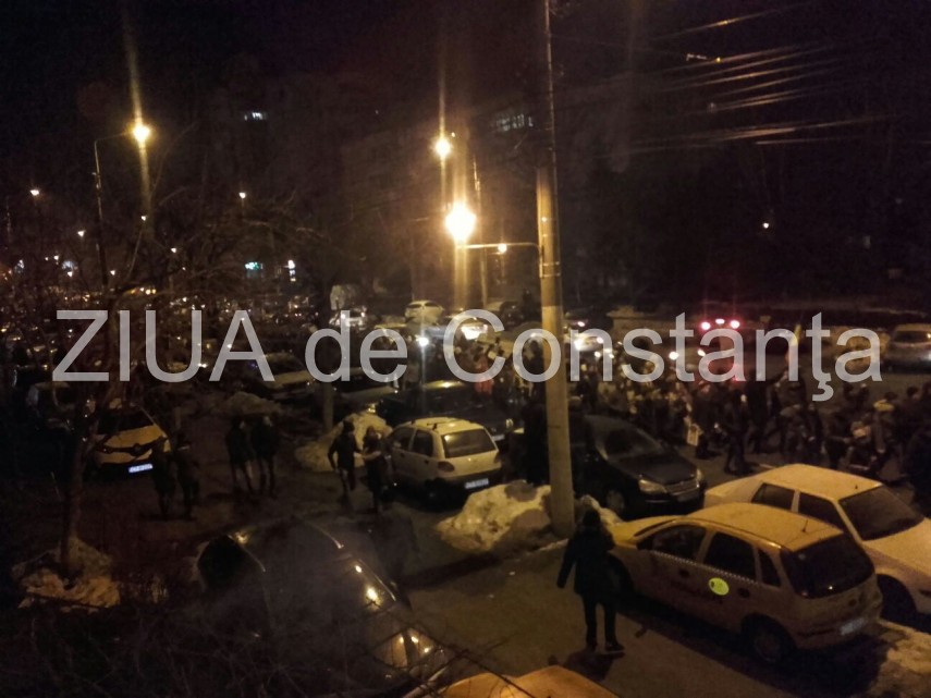 constantenii se strang din nou la prefectura 622455