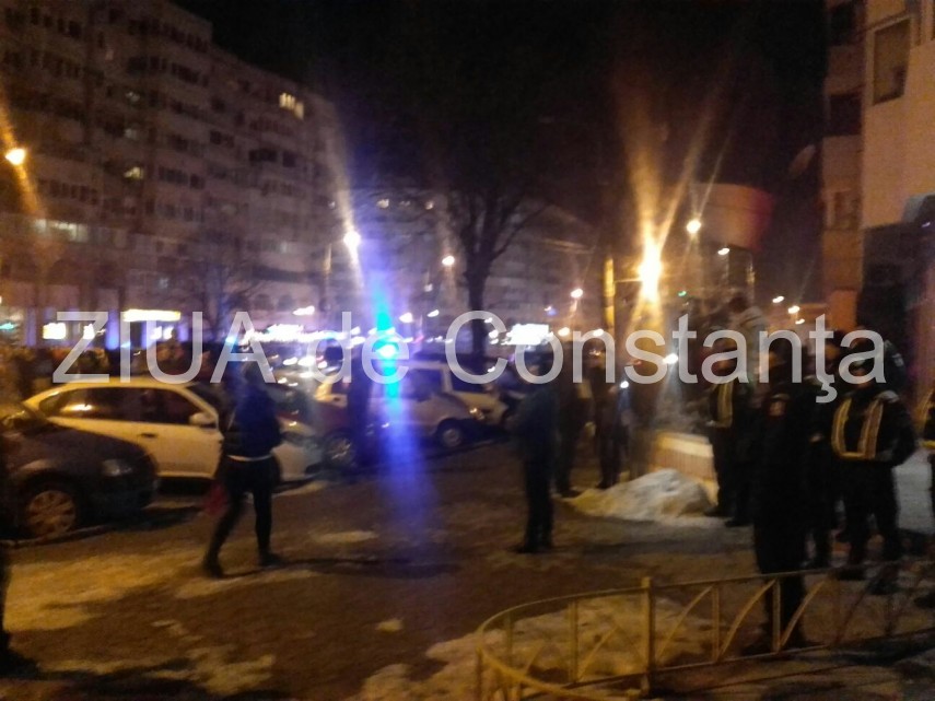 constantenii se strang din nou la prefectura 622455