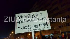 Banner de peste 10 metri. Constănţenii sunt invitaţi să-i scrie lui Liviu Dragnea