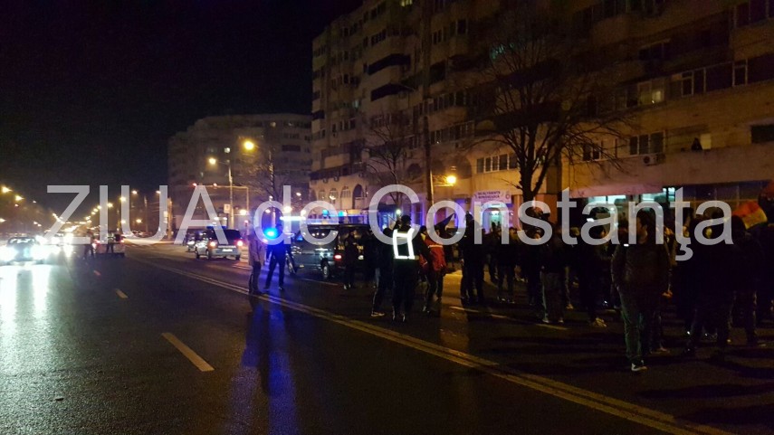 constantenii se strang din nou la prefectura 622455