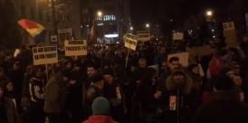 Protest Brașov Peste 300 de oameni s-au adunat în fața Prefecturii