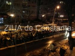 Năvodari protestează! Peste 100 de năvodăreni strigă „Ieşiţi din casă, dacă vă pasă!”