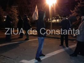 #ziua 15. LIVE TEXT. Oamenii ies să protesteze, din nou, la Constanța (galerie foto + video)   