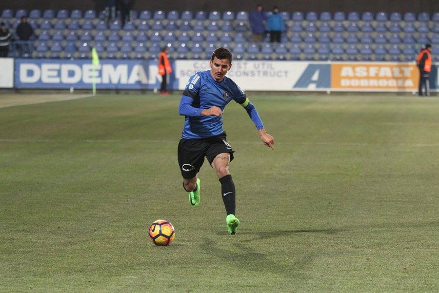 daca nici acum nu vin atunci cand hagi dezamagit de numarul mic de spectatori de la ovidiu desi fc viitorul