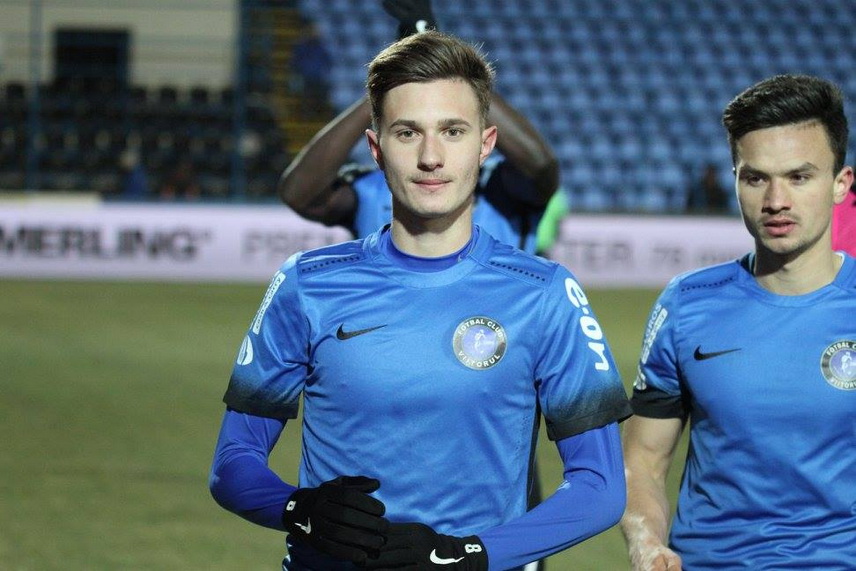 daca nici acum nu vin atunci cand hagi dezamagit de numarul mic de spectatori de la ovidiu desi fc viitorul