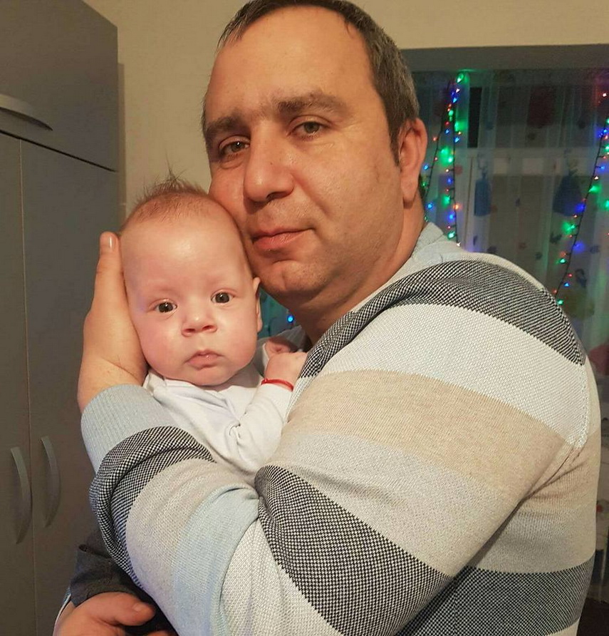 david andrei petrescu are patru luni tort cu farul la botezul celui mai mic membru al echipei suporterilor