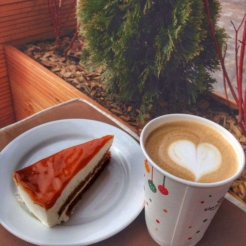 cronici pe bune gloria jean s coffees constanta cafeneaua care inghesuie la propriu o traditie de zeci