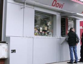 Bărbatul bănuit că ar fi înjunghiat un angajat al magazinului Dovi, din Constanţa, propus pentru arestare preventivă (video)   