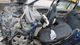 Tragedie rutieră pe DN 2B Un mort şi trei răniţi după ce două maşini s-au ciocnit frontal