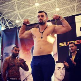 Superkombat revine. Confruntări de zile mari. Se rupe ringul
