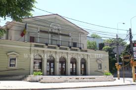 Constănţenii, invitaţi la teatru! Spectacolul „Gâlcevile din Chioggia”, la şase ani de la premiera de la Constanţa