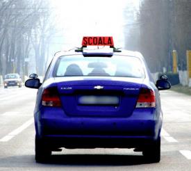 Introducerea poligonului şi a traseului de noapte la examenul pentru permisul auto, respins de deputați