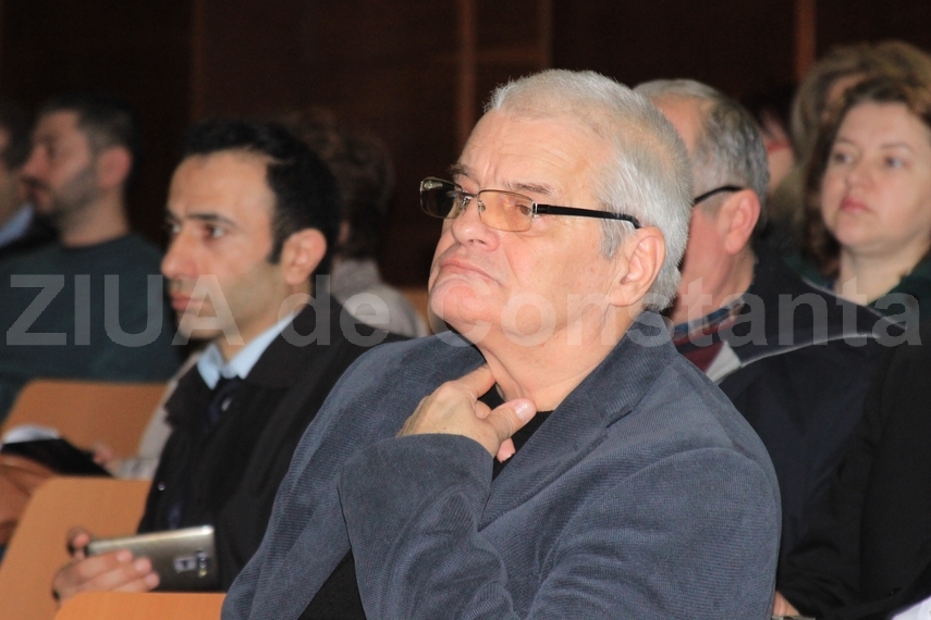 ce s a discutat la sedinta isj constanta cu directorii unitatilor de invatamant 625987