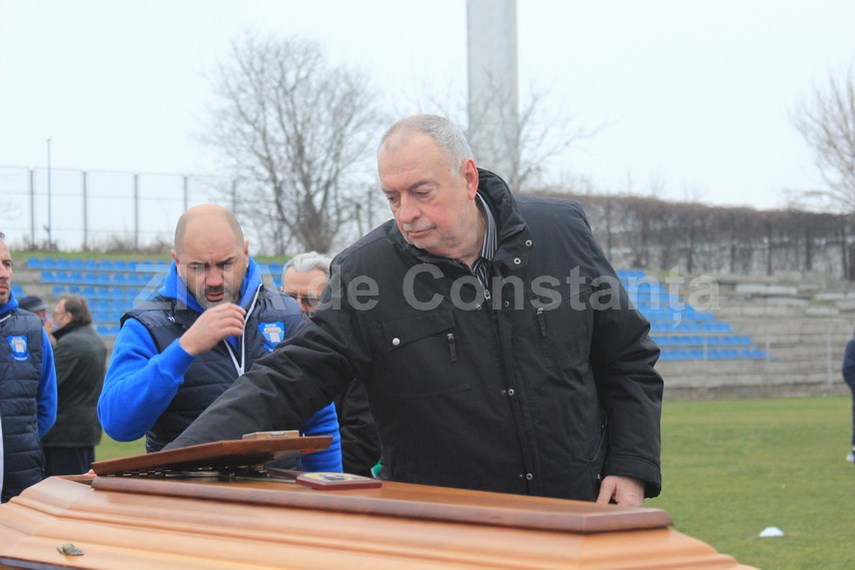 fostul rugbyst si antrenor adrian tinca a fost inmormantat ieri la constanta familia rugby ului a pierdut
