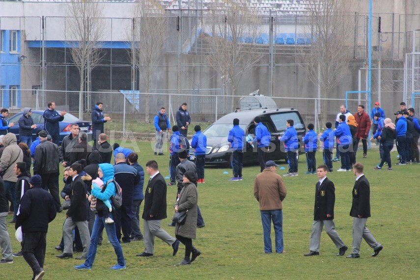 fostul rugbyst si antrenor adrian tinca a fost inmormantat ieri la constanta familia rugby ului a pierdut
