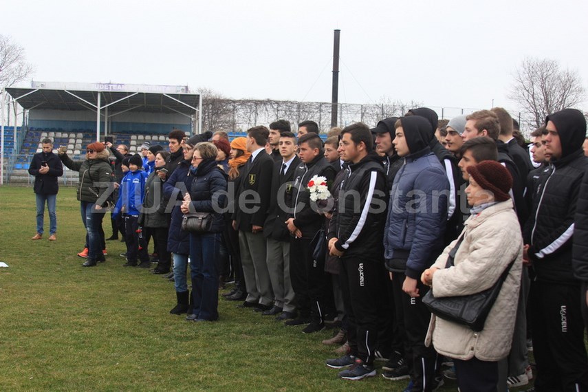 fostul rugbyst si antrenor adrian tinca a fost inmormantat ieri la constanta familia rugby ului a pierdut