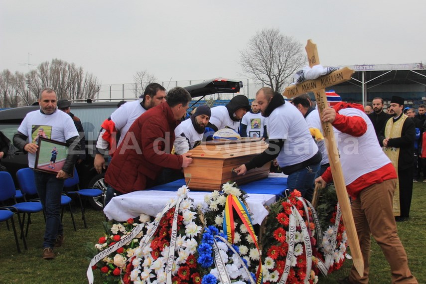 fostul rugbyst si antrenor adrian tinca a fost inmormantat ieri la constanta familia rugby ului a pierdut